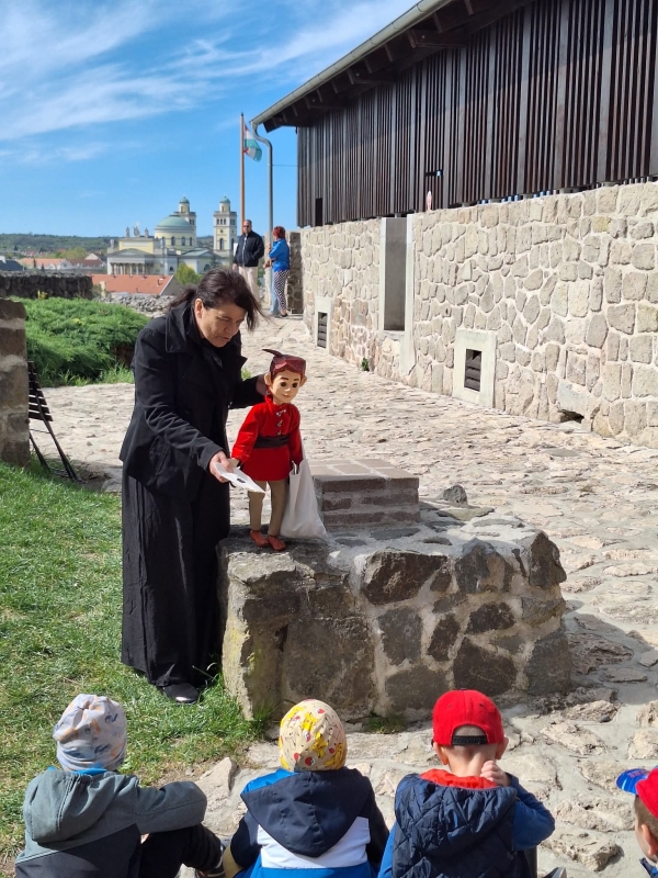 Kis vitézzé avatás 