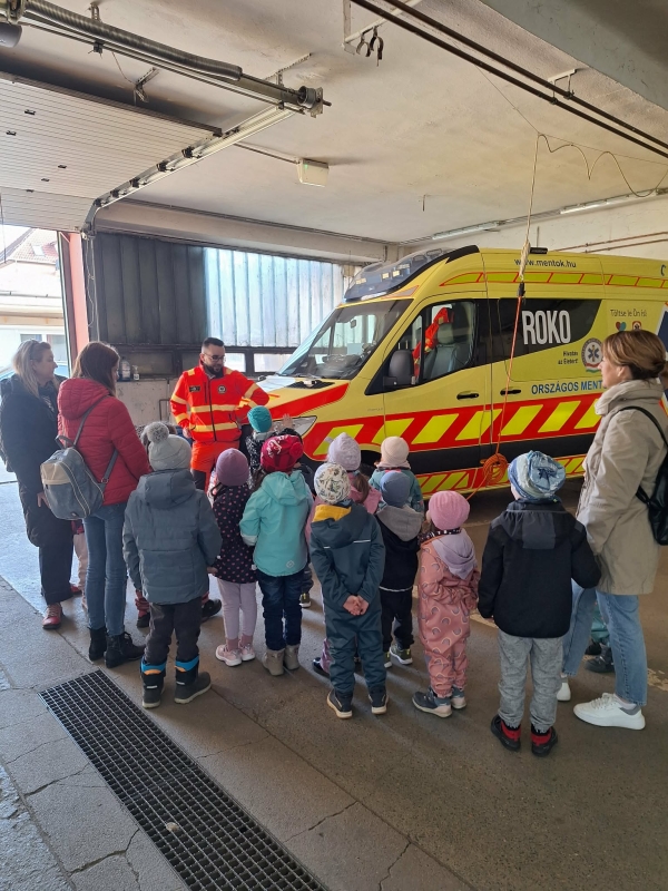 Látogatás a mentőállomáson